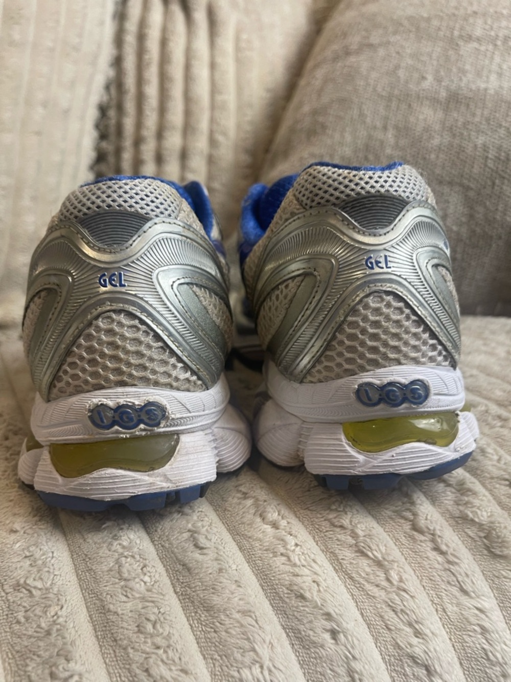 ASICS GEL-NIMBUS Silver Blue Women Size 9.5 Running Shoes - Picture 4 of 8